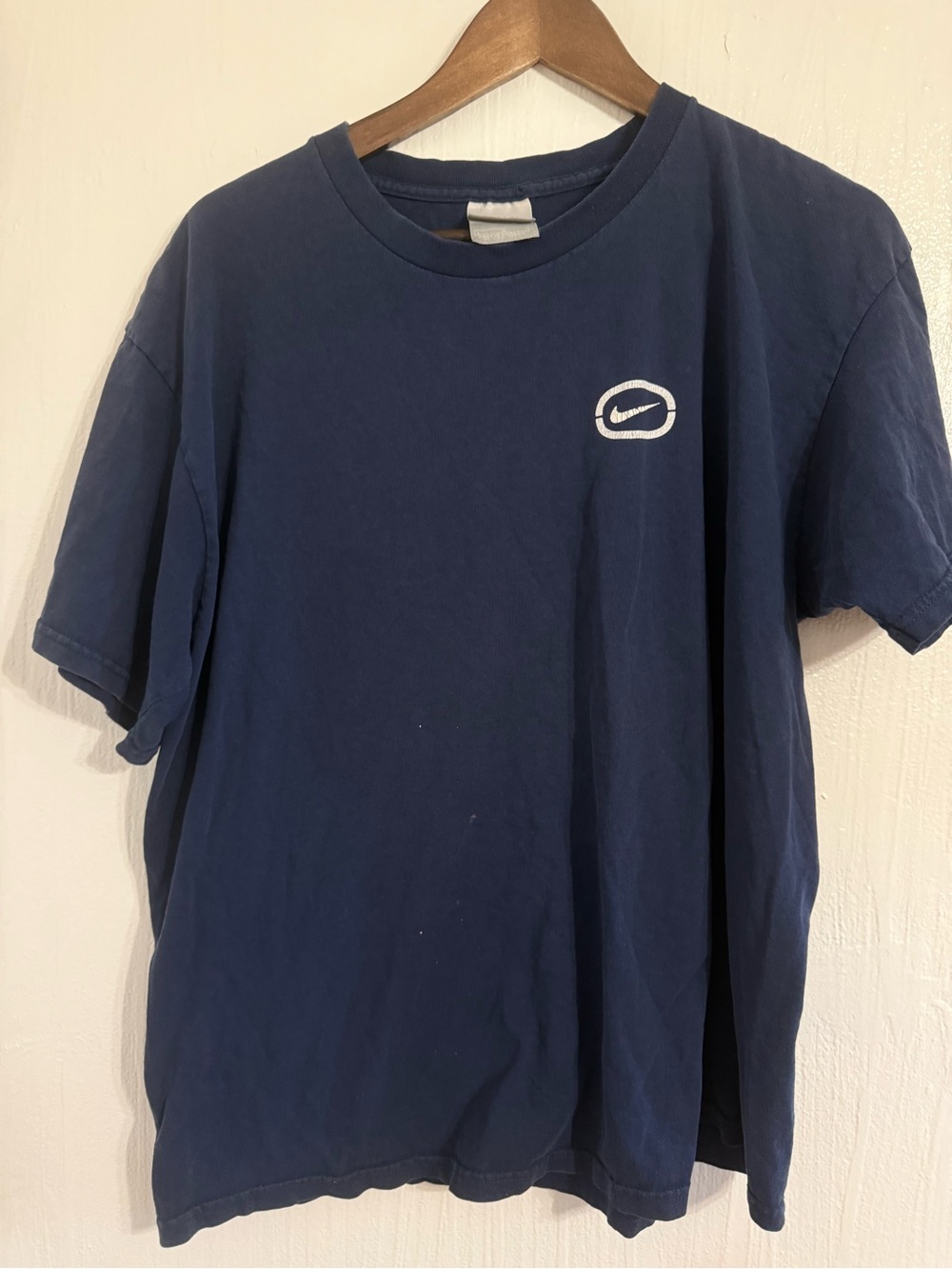 Nike Men's Vintage Gray Tag Short Sleeve Crew Neck Graphic T-Shirt Size Large